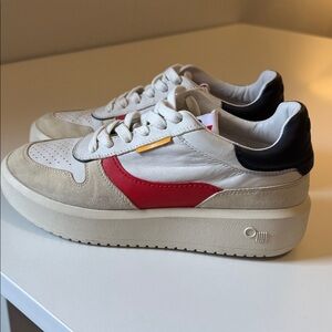 Women’s Oncept Prague Sneakers - Retro Red Size 8
